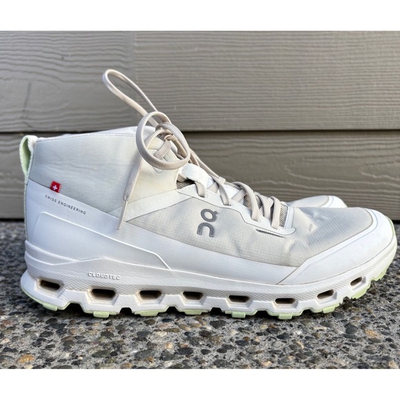 On Cloud Cloudroam Women's 10 Hiking Trail Boot White Waterproof Shoes High Top